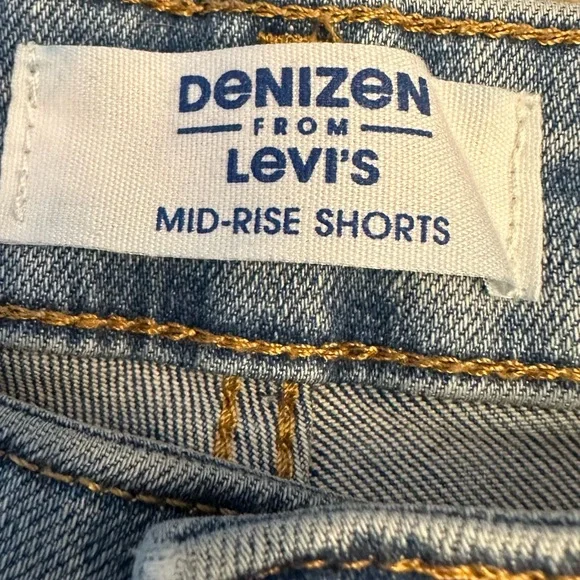 Denizen from Levi’s shorts rolled hem size 10/30 - Picture 2 of 6
